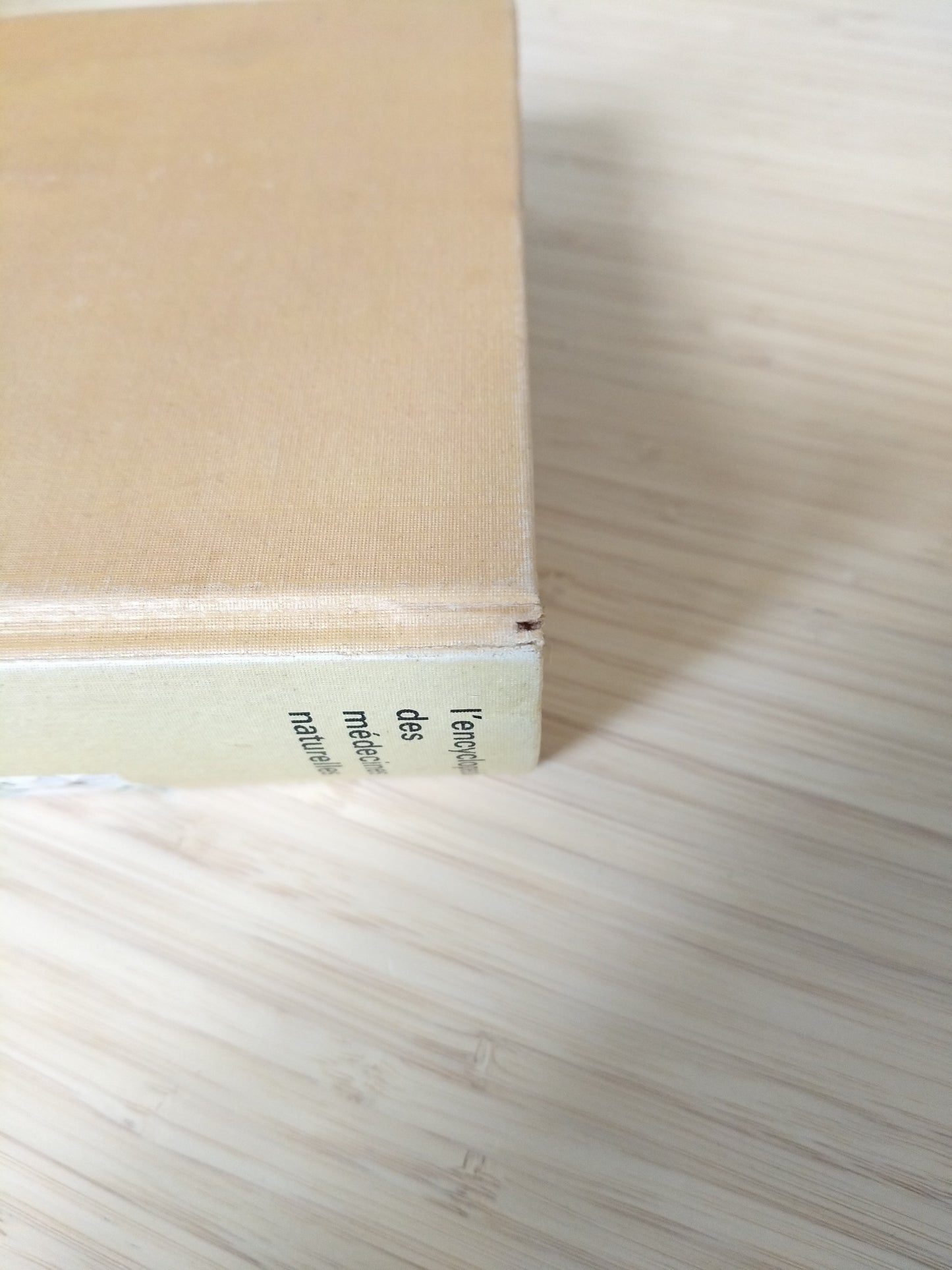 Encyclopédie des médecines naturelles et des secrets de santé Culture, Art, Loisirs 1976 - cetaitmieuxavant