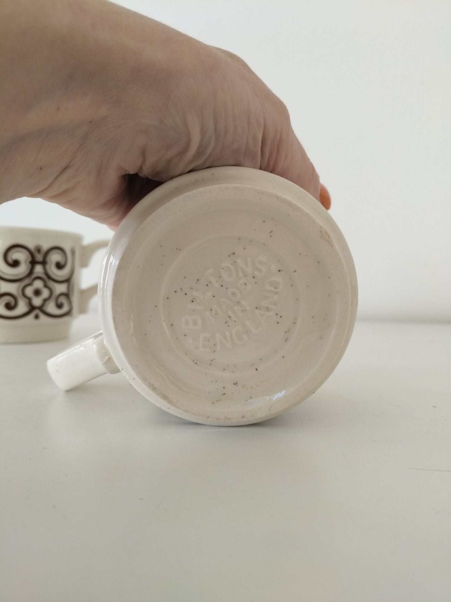 Ensemble de deux tasses en porcelaine Biltons England