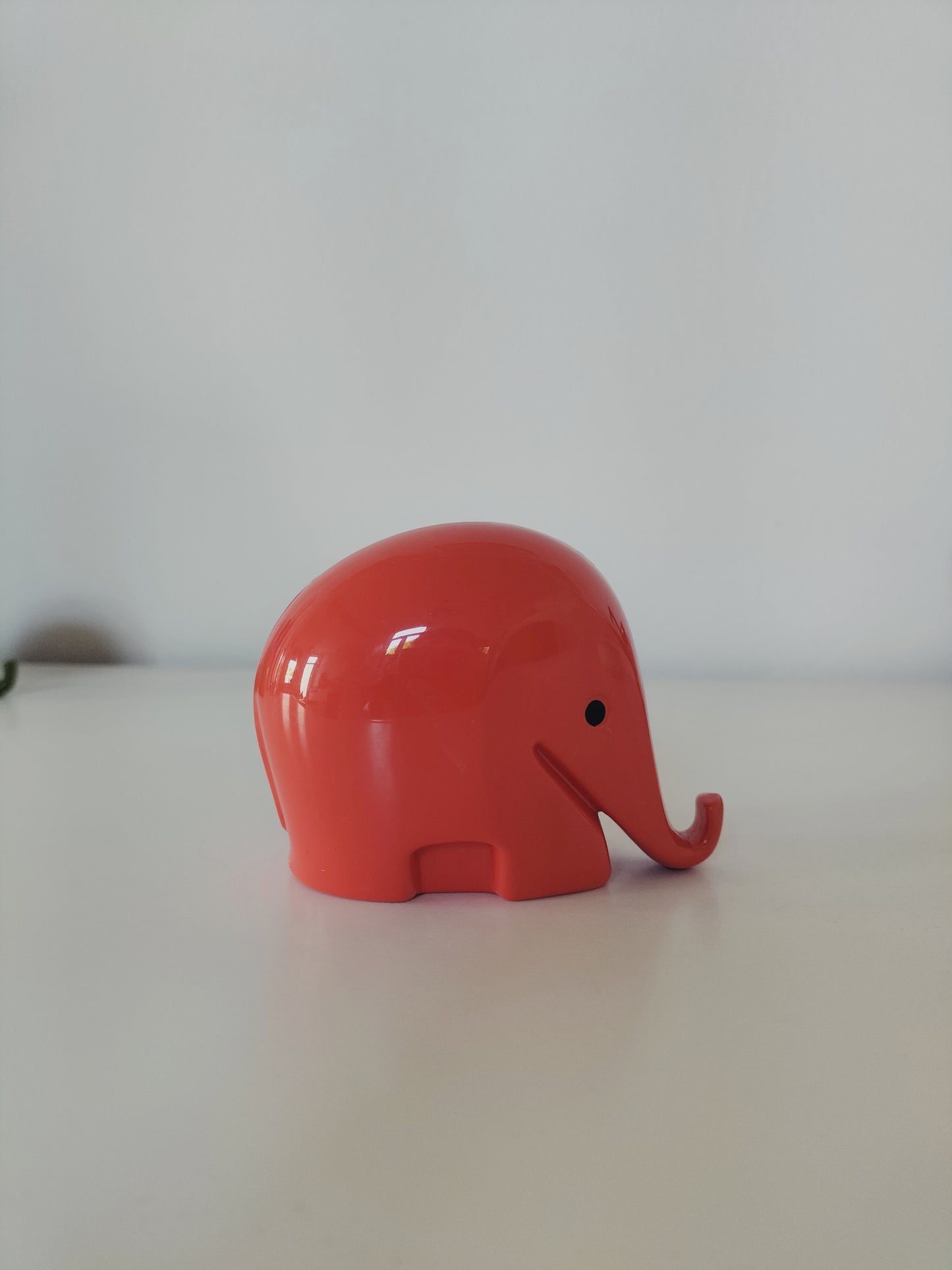 Petite tirelire éléphant Drumbo au choix