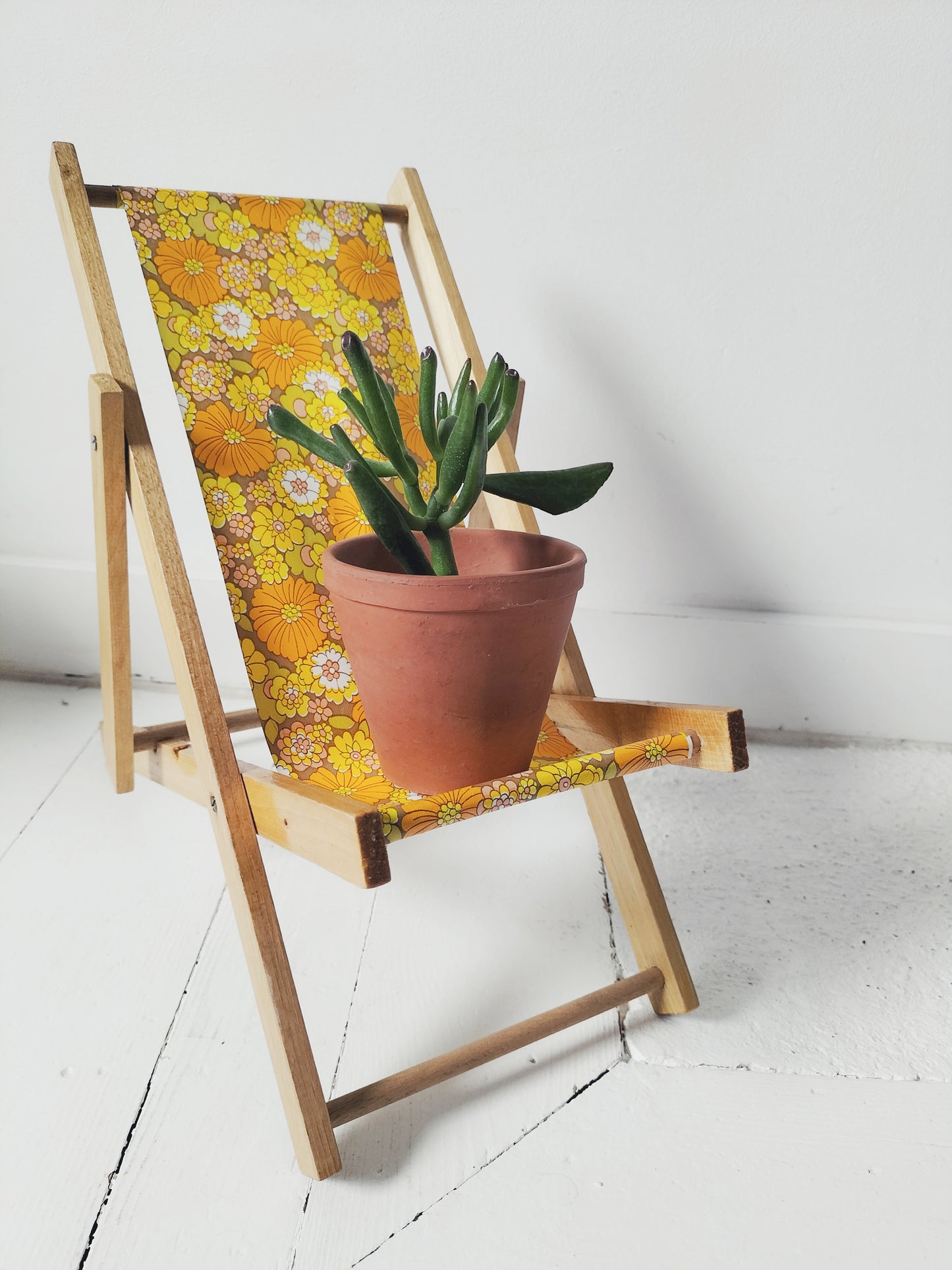 Chaise longue miniature