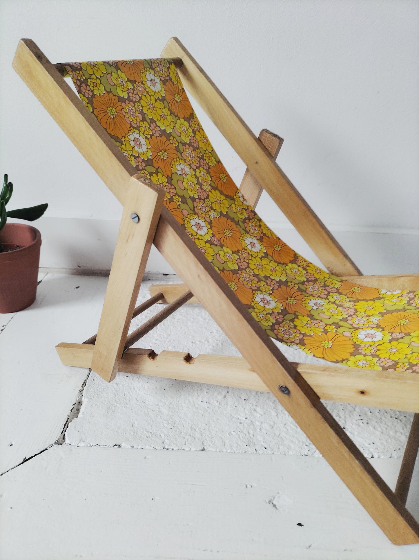 Chaise longue miniature