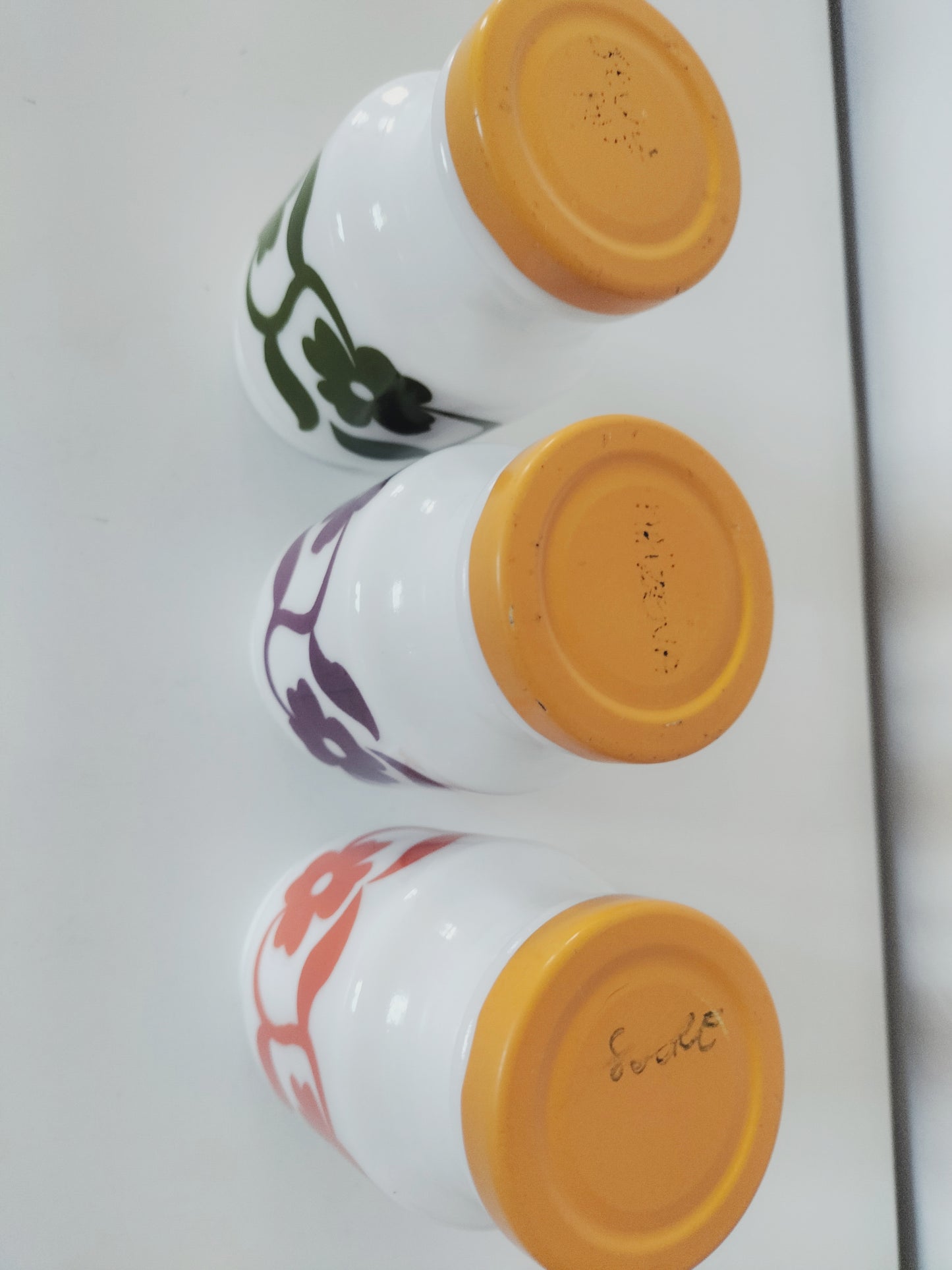 Trio de bocaux/ pots en opaline