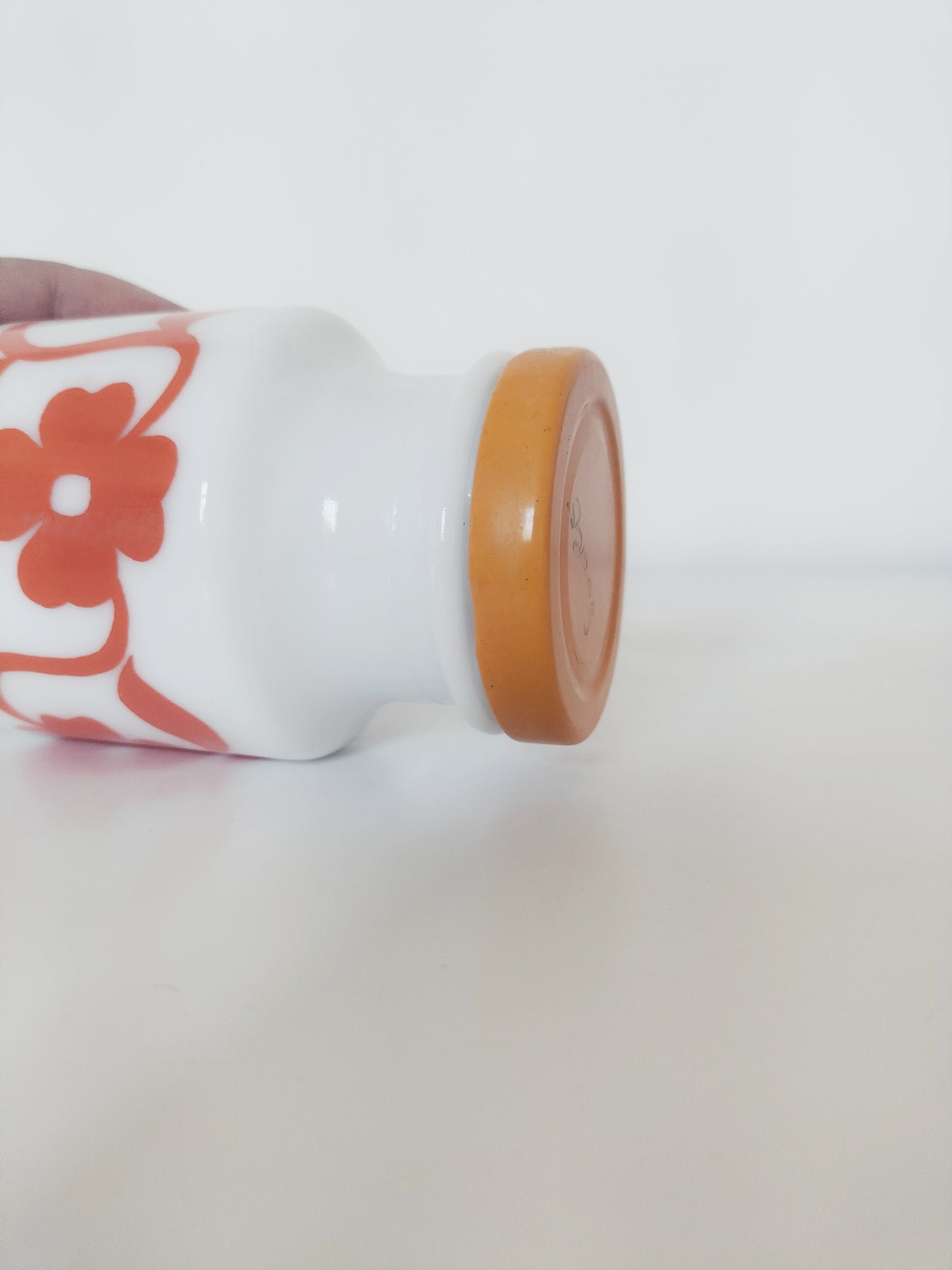 Trio de bocaux/ pots en opaline