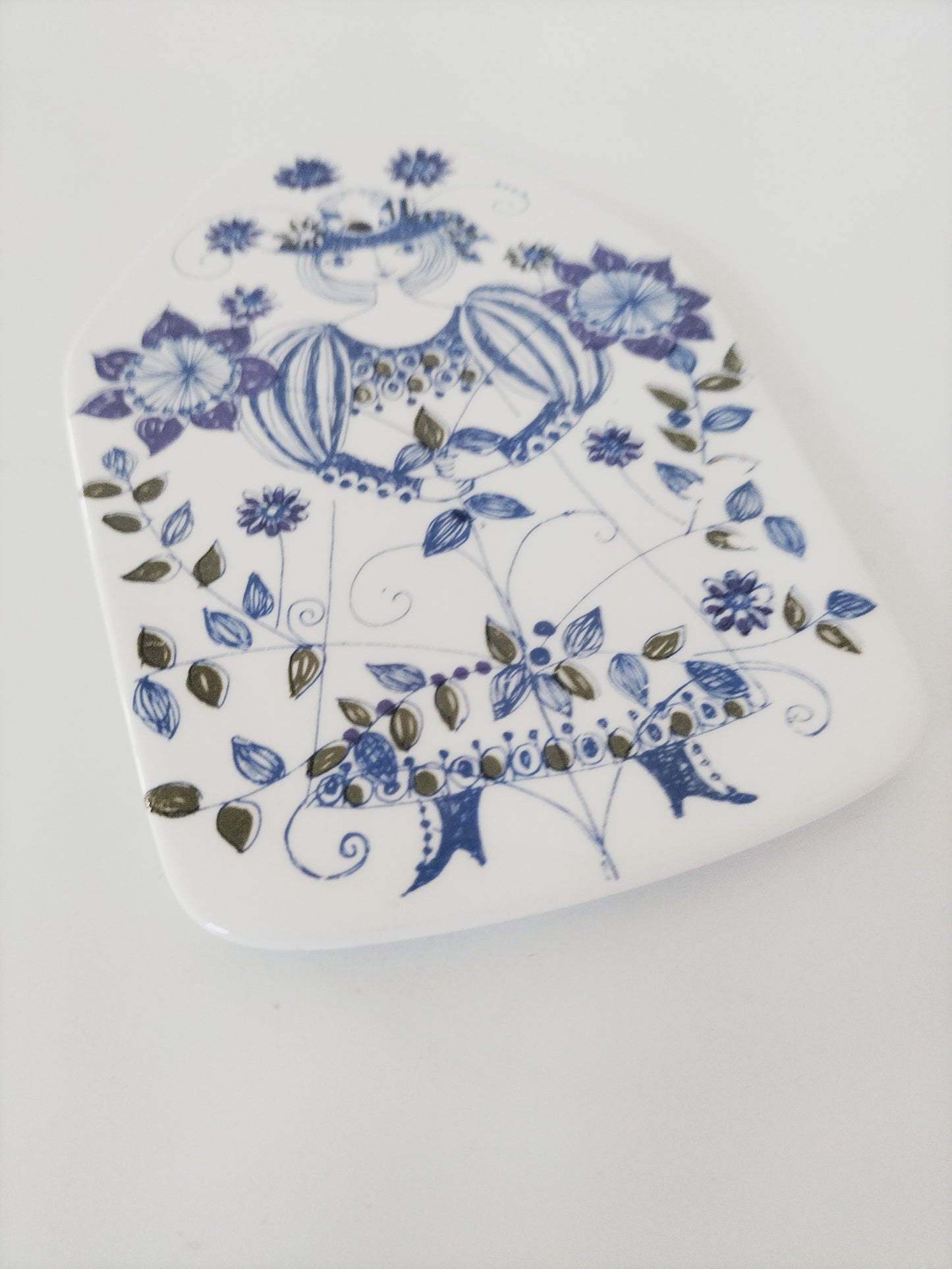 Petite céramique murale/ dessous de plat Lotte de turi-design