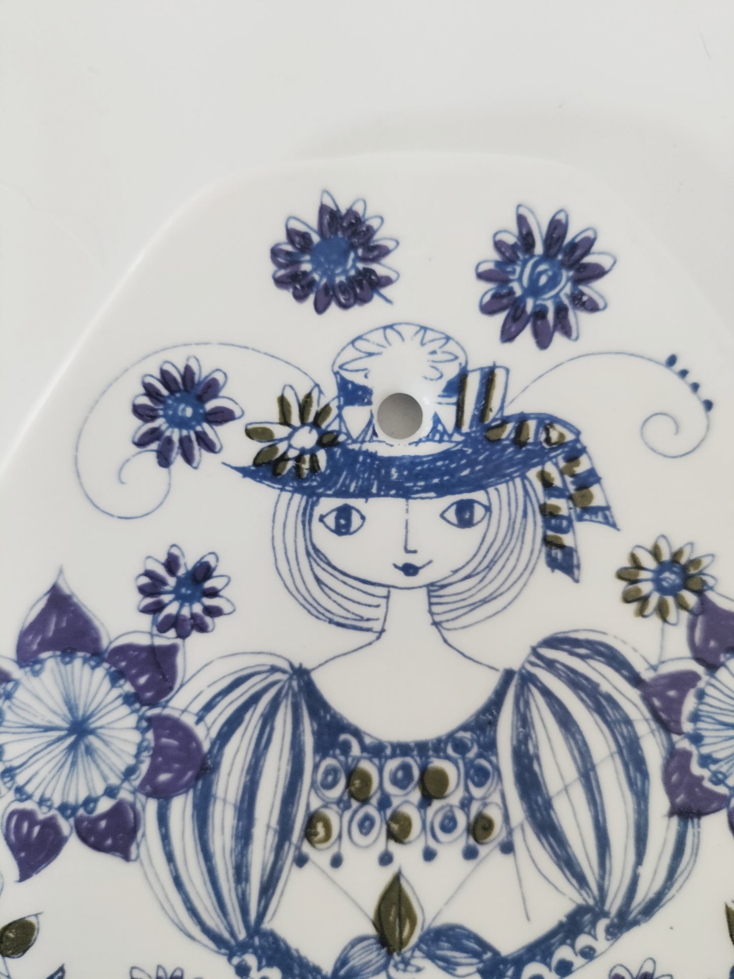 Petite céramique murale/ dessous de plat Lotte de turi-design
