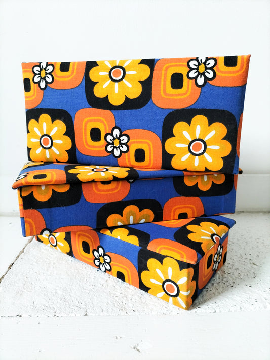 Boîte ancienne de mercerie à l'unité