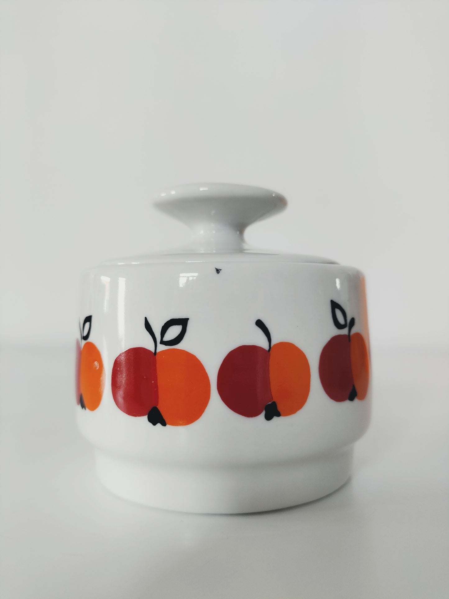 Sucrier/ boîte en porcelaine