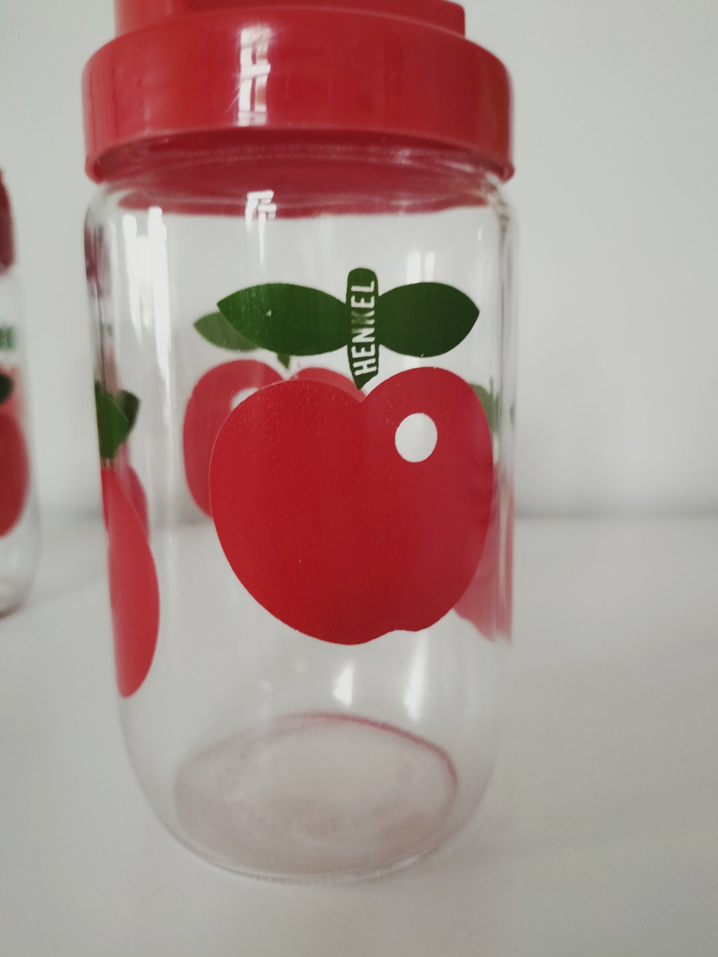 Pot Henkel moyen au choix
