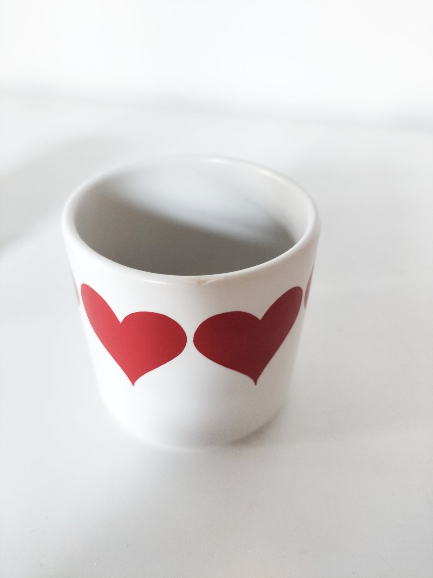 3 tasses décor coeurs de