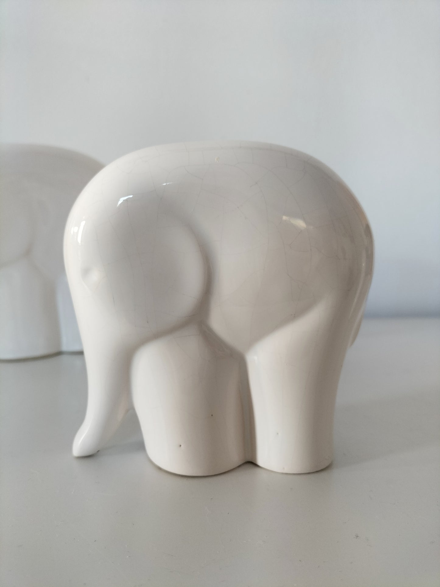 Ensemble de 4 éléphants en céramique