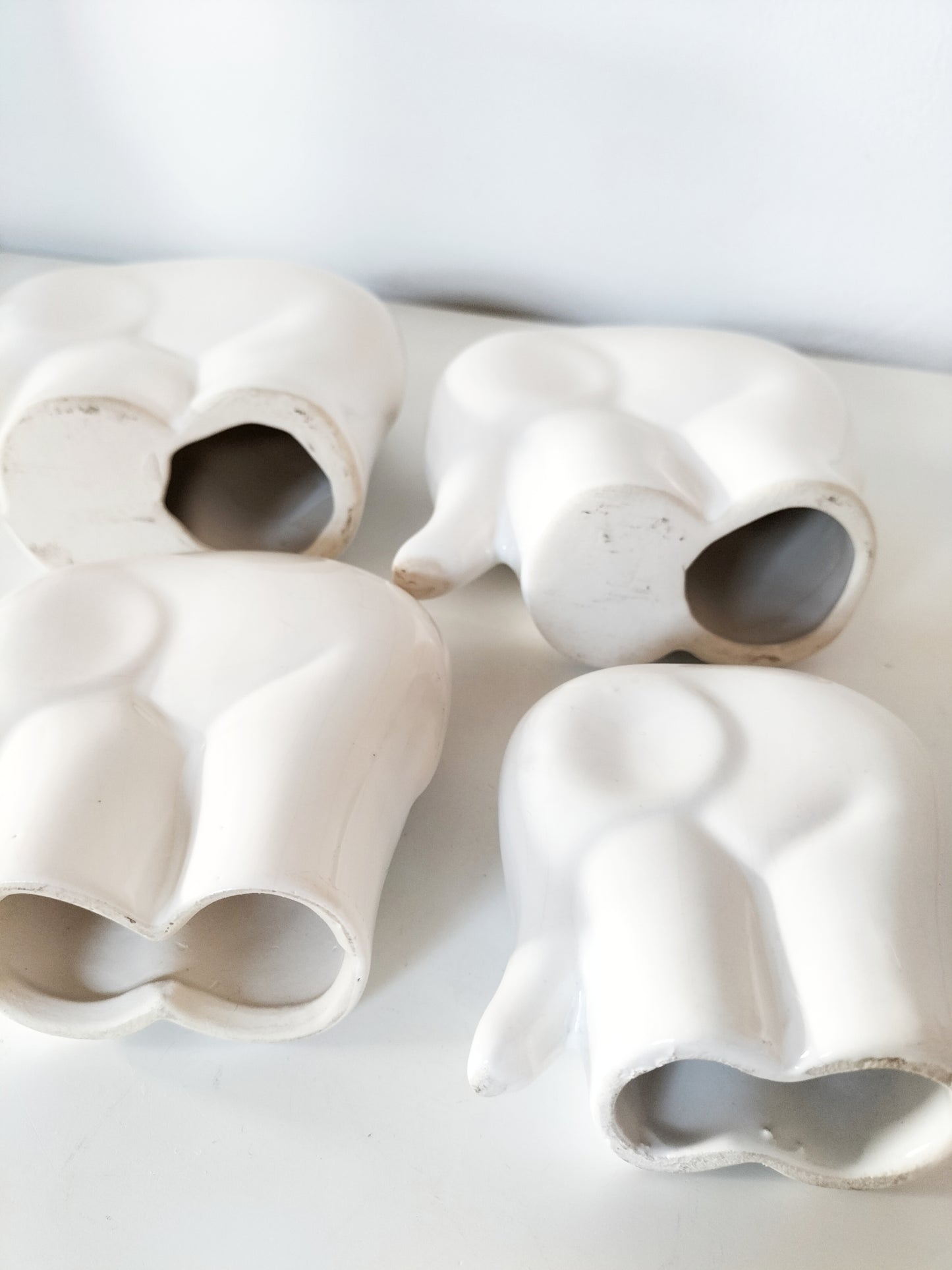 Ensemble de 4 éléphants en céramique