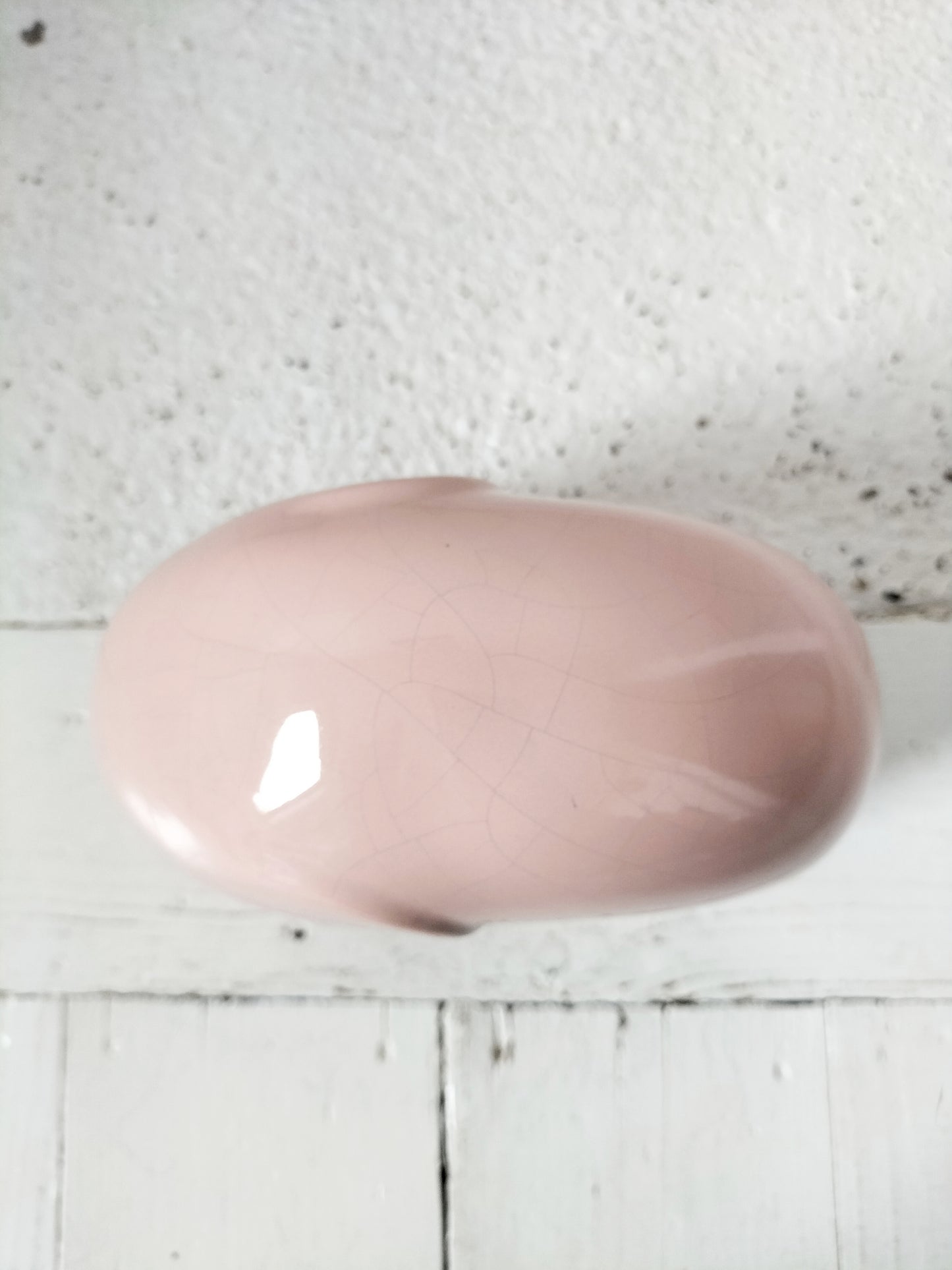 Éléphant rose en porcelaine