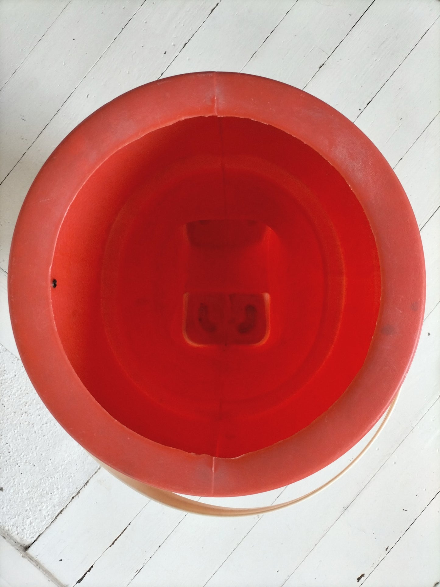 Énorme botte de Noël en plastique - ancien contenant publicitaire de lessive