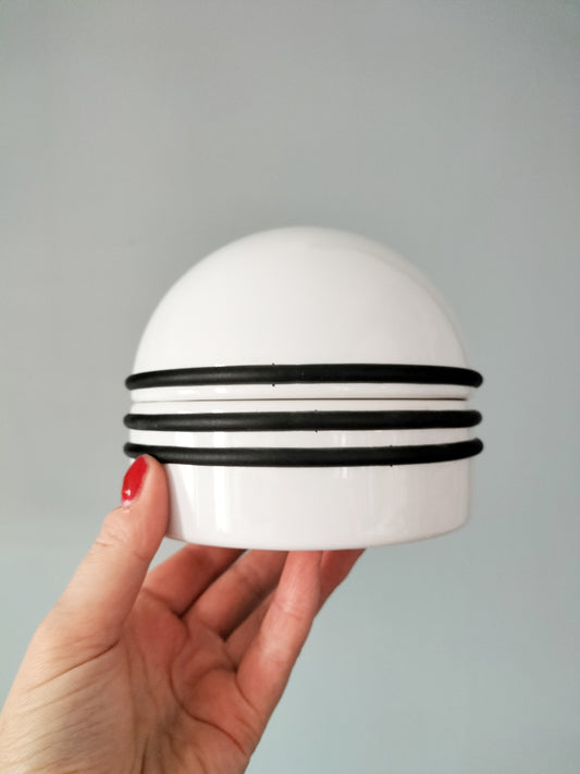 Boîte en porcelaine