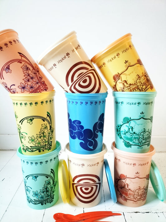 Boîte en plastique Yoplait vintage au choix