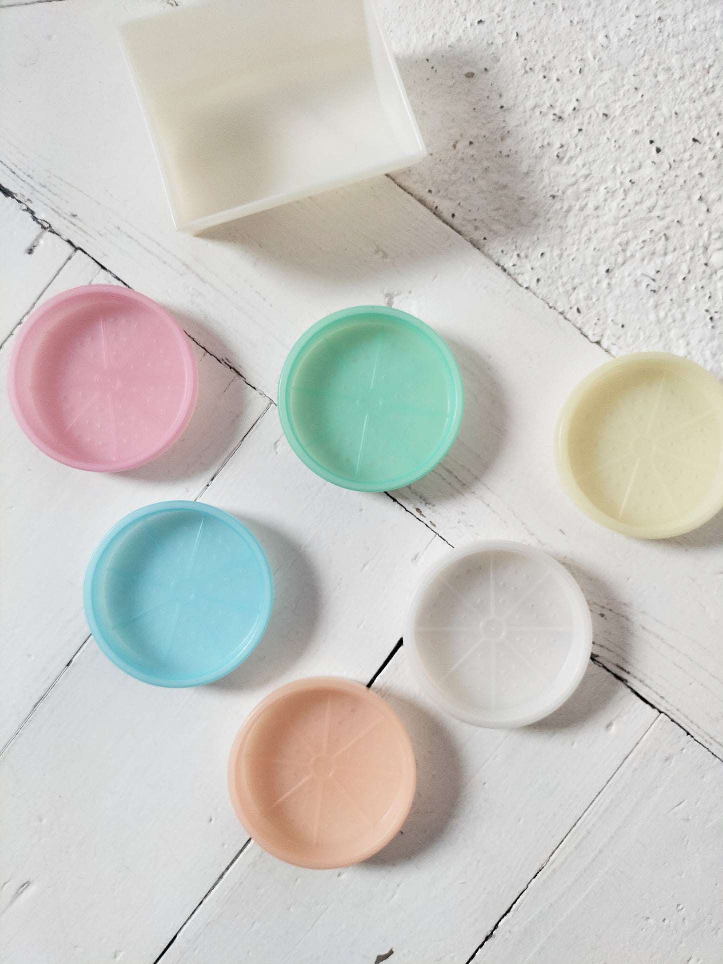 Set de 6 sous-verres + support Tupperware pastel vintage