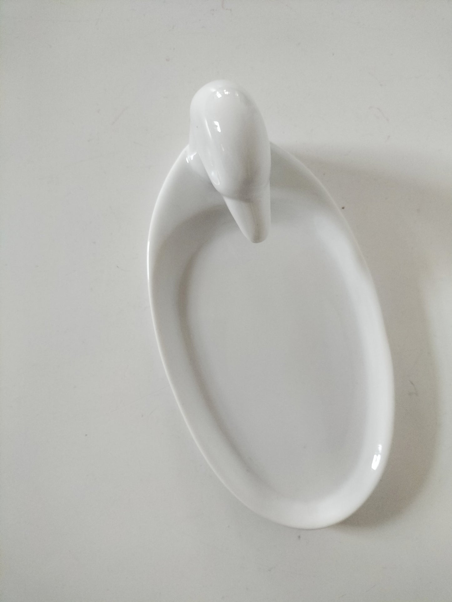 Petit plateau canard en porcelaine