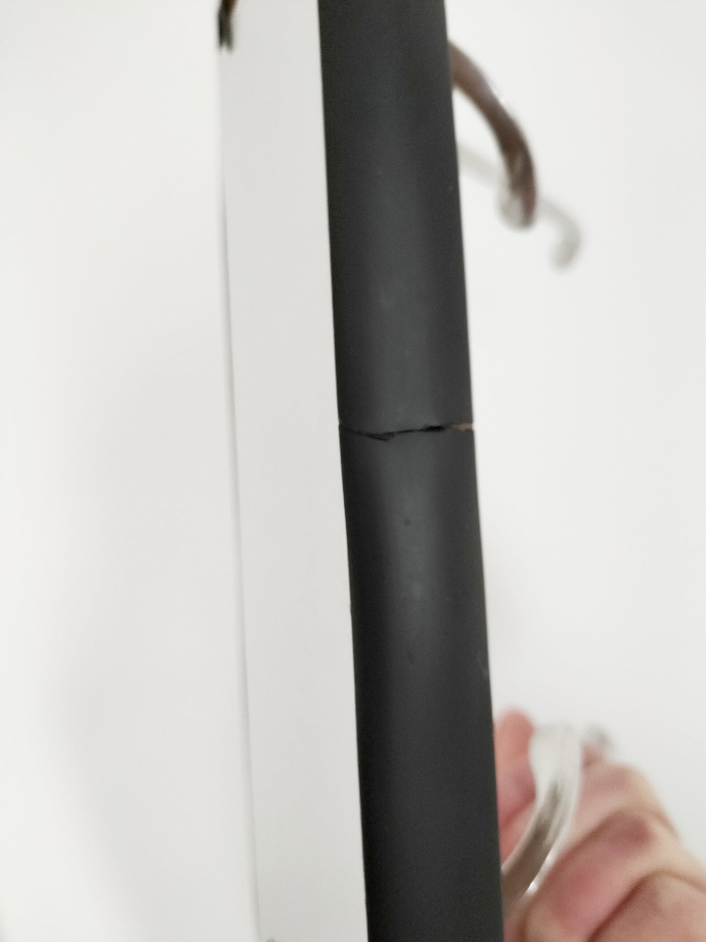 Porte-manteaux 2 patères en formica