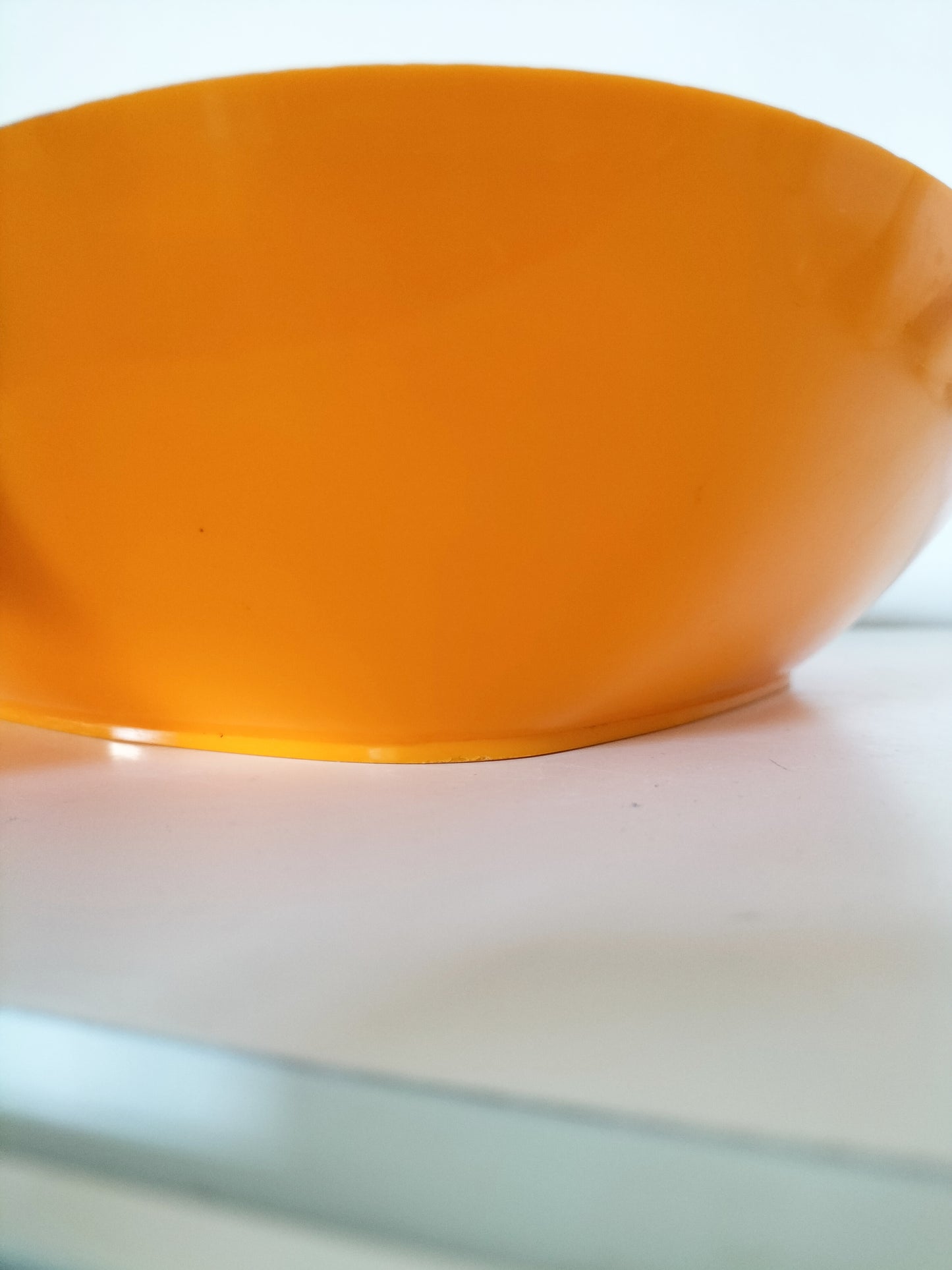 Saladier vintage en plastique
