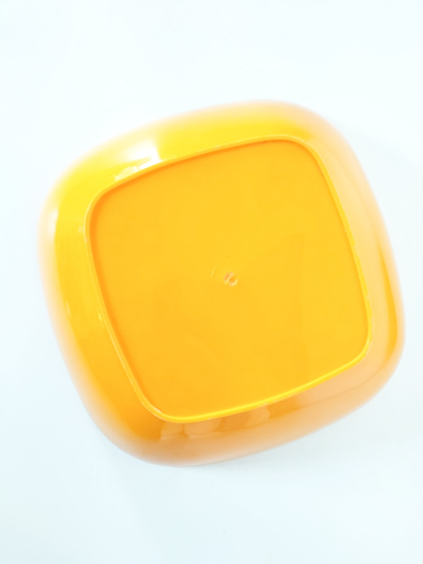 Saladier vintage en plastique