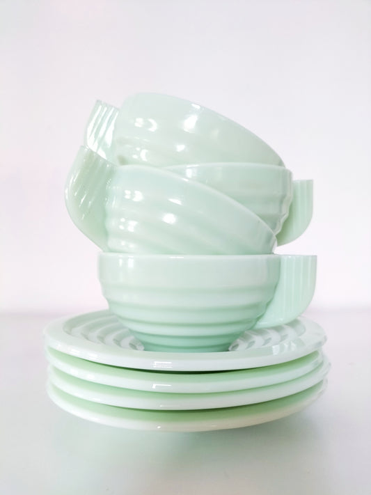 Ensemble de 4 tasses + sous-tasses