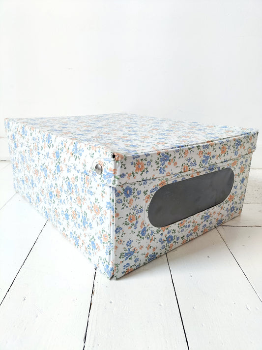 Grande boîte de rangement