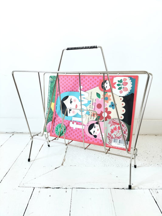 Porte-revues métallique