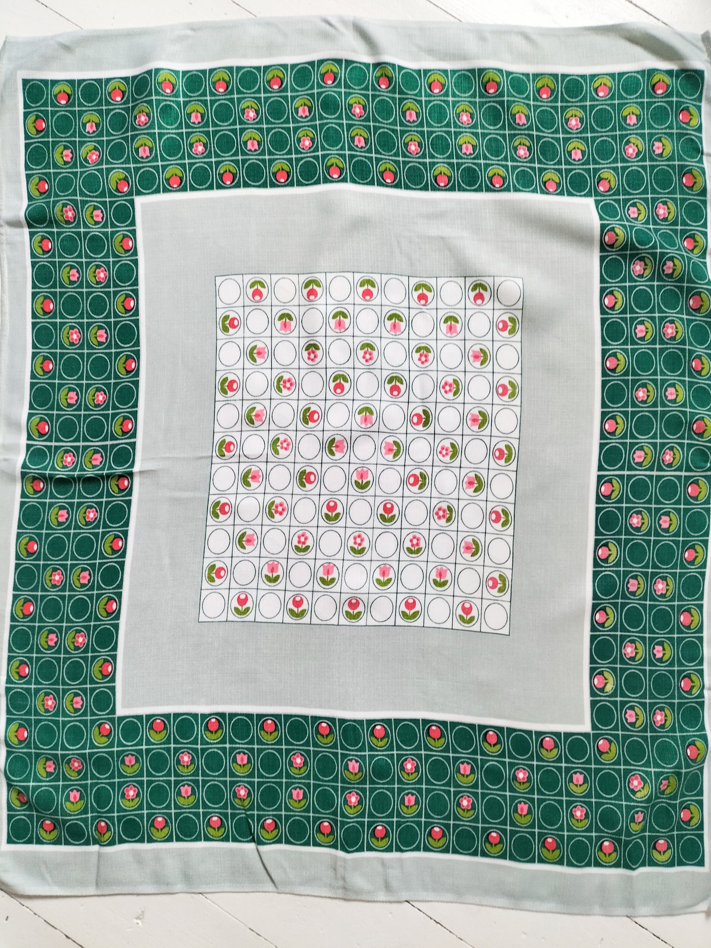 Petite nappe carrée