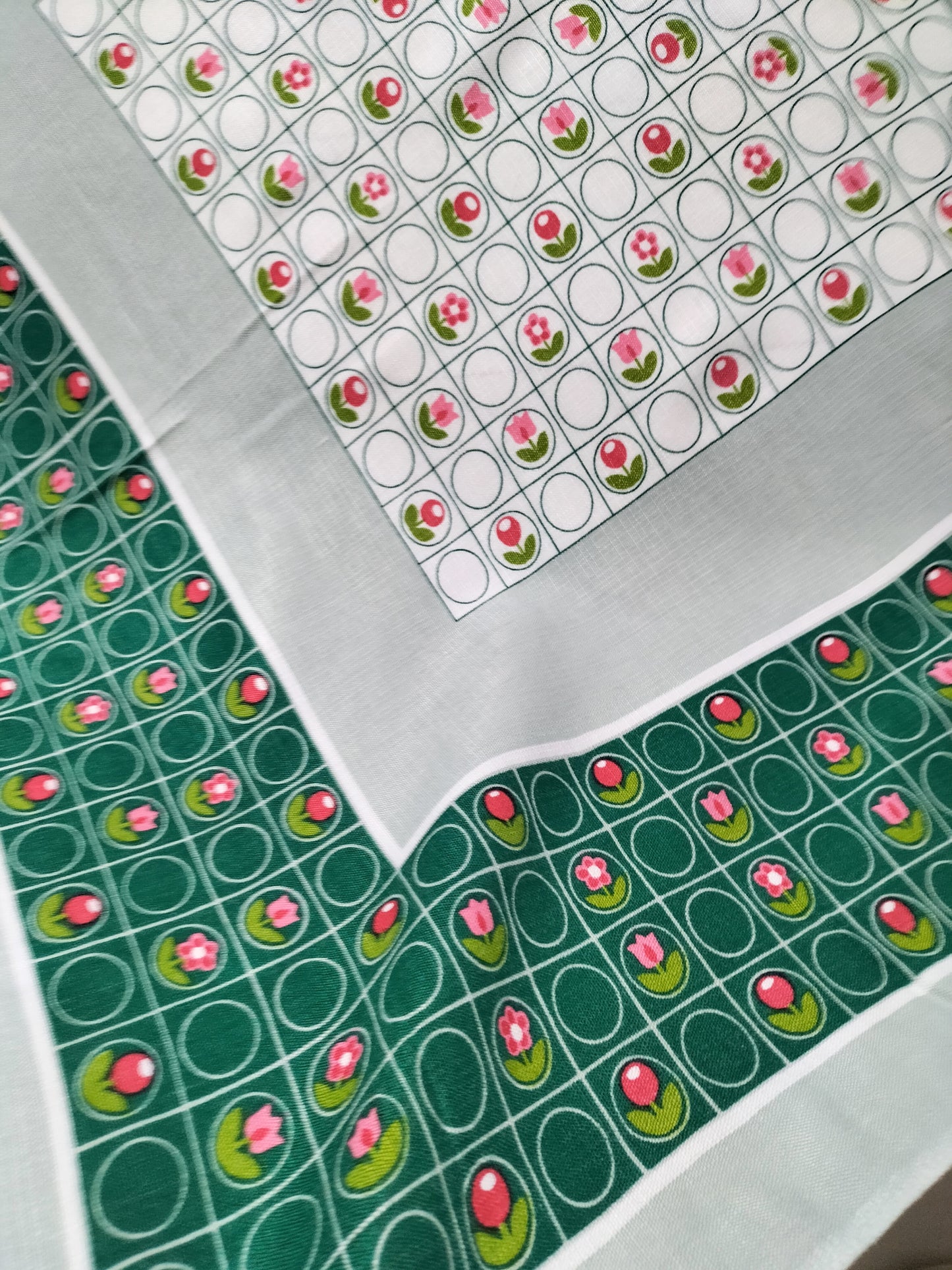 Petite nappe carrée