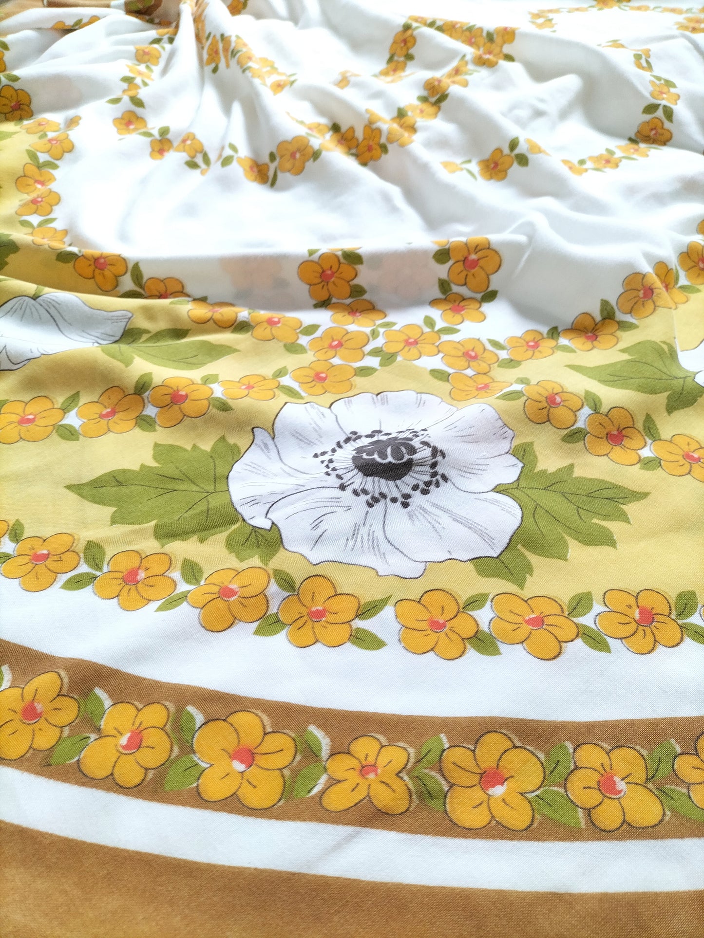 Grande nappe ovale