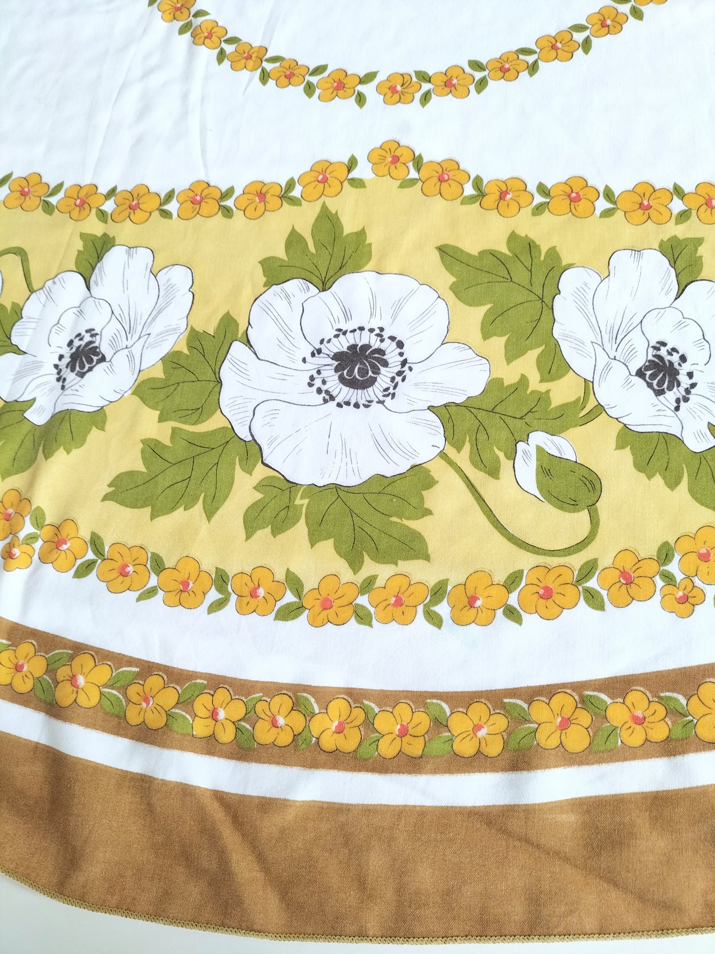 Grande nappe ovale
