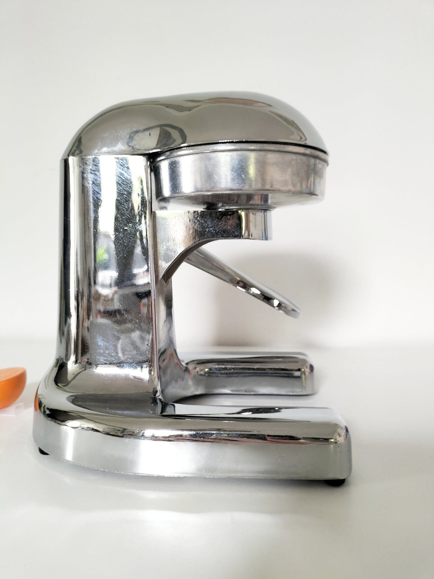 Presse-agrumes manuel en inox