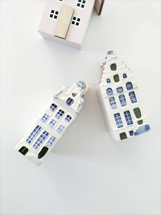 Maison hollandaise miniature 91 et 64 en Bleu de Delft