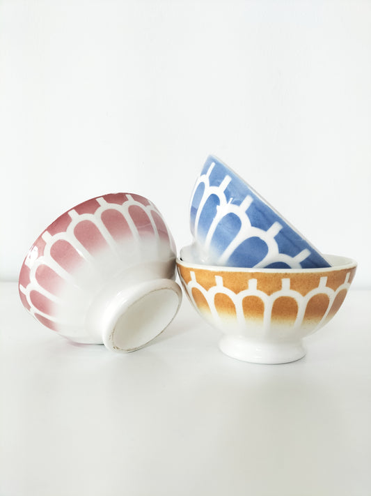 Ancien bol en faïence (à l'unité)