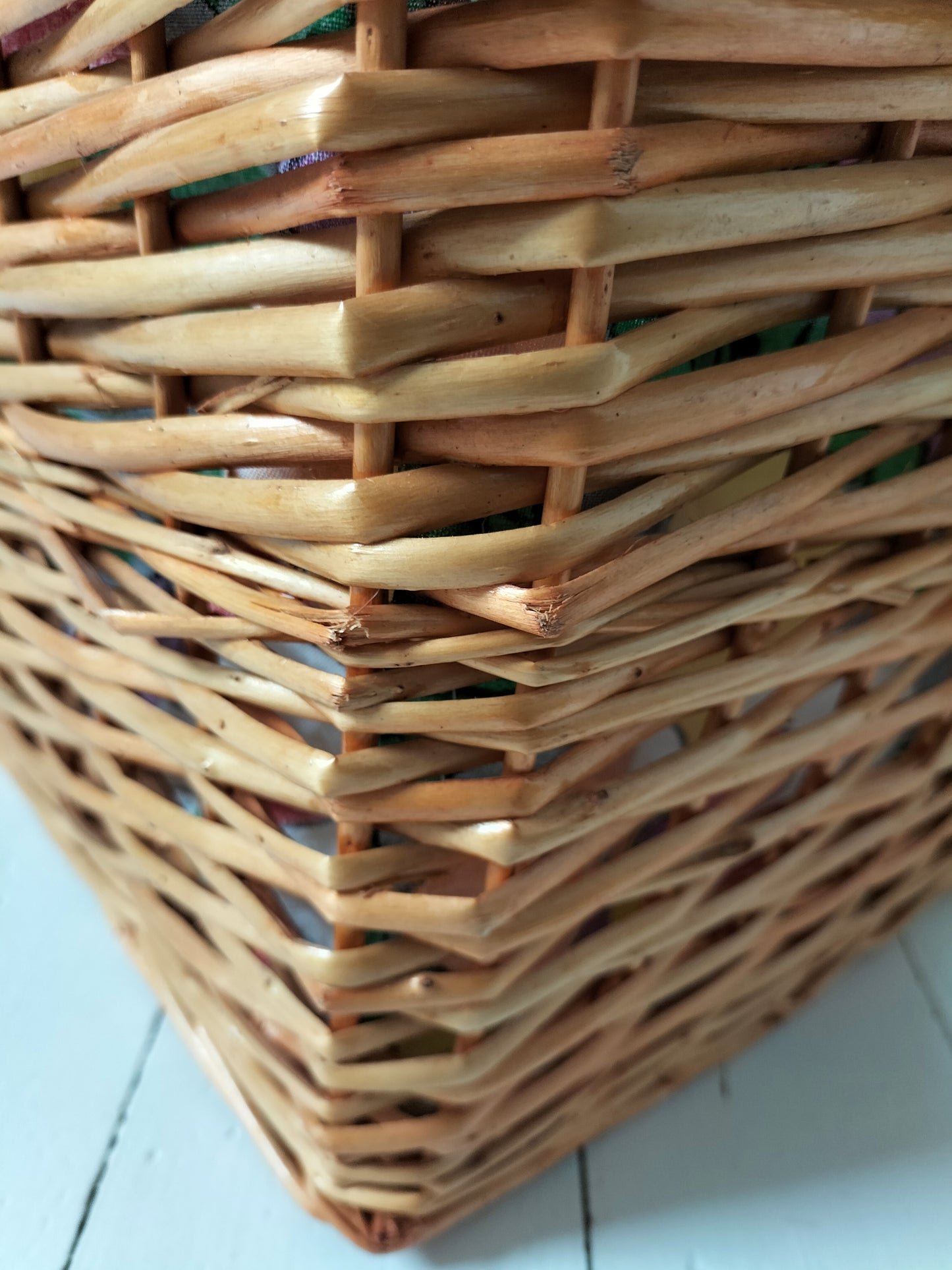 Panier en osier et tissu