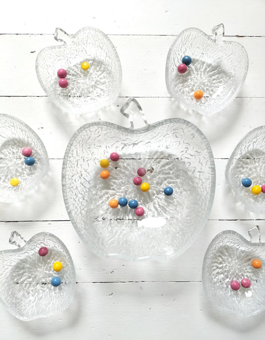 Ensemble gros bol/ saladier + 6 ramequins