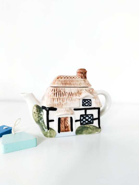 Théière maison miniature en céramique