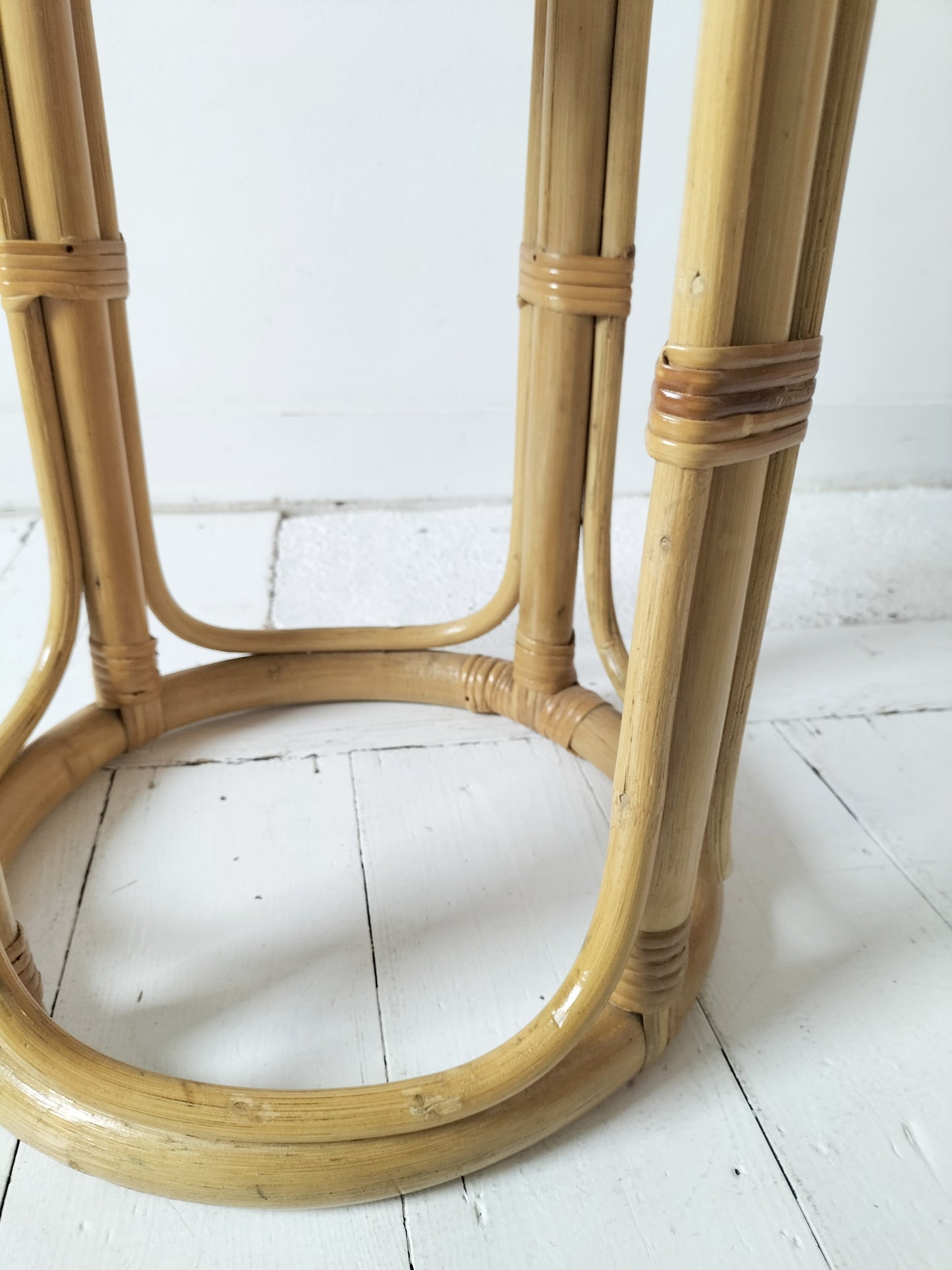 Sellette vintage en rotin