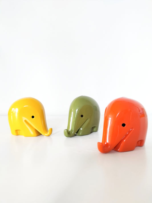 Petite tirelire éléphant Dresdner Bank par Luigi Colani au choix