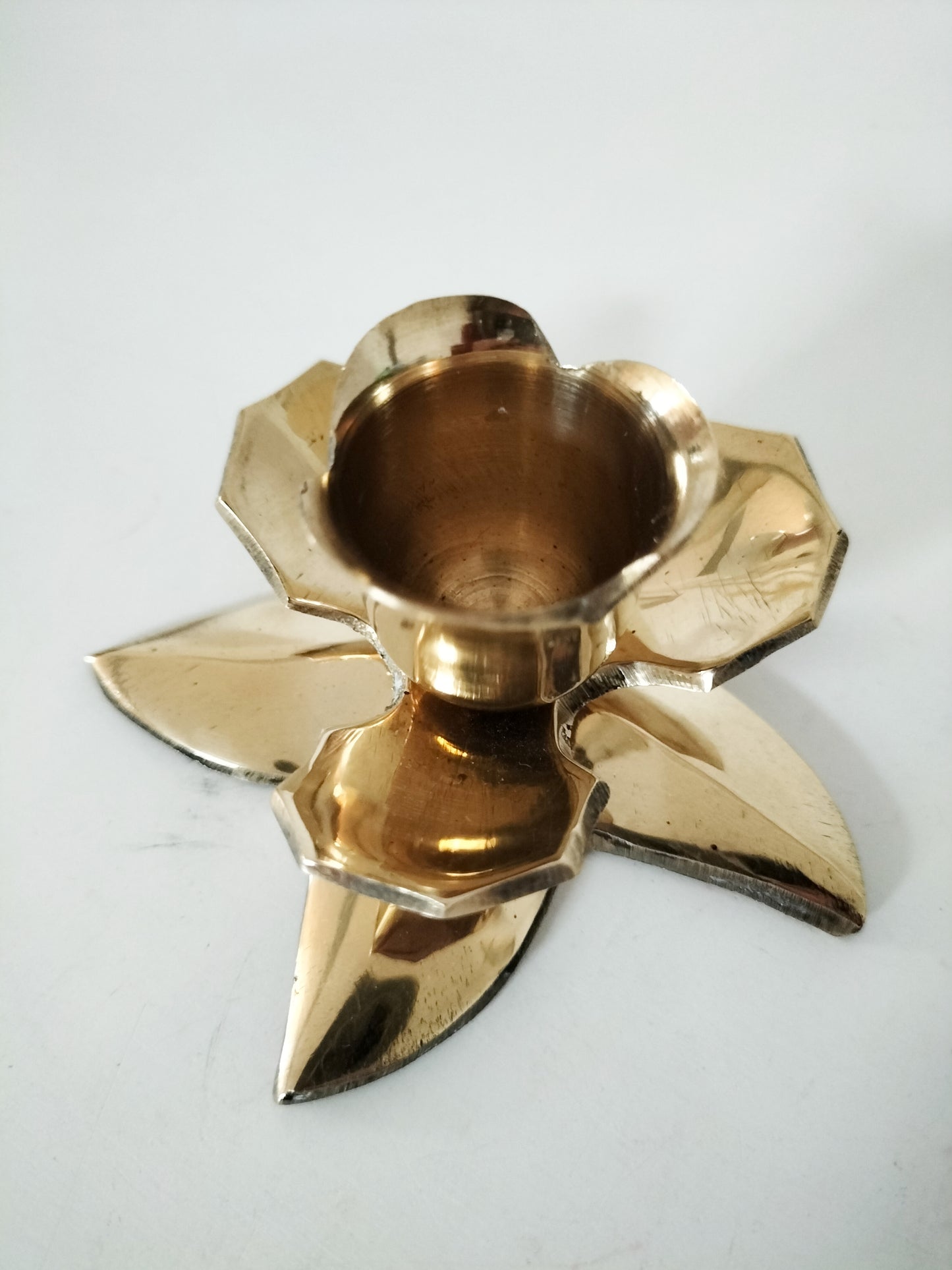 Bougeoir fleur en laiton (à l'unité)