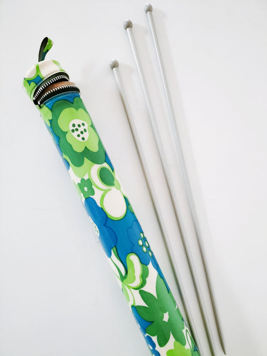 Étui à aiguilles à tricoter