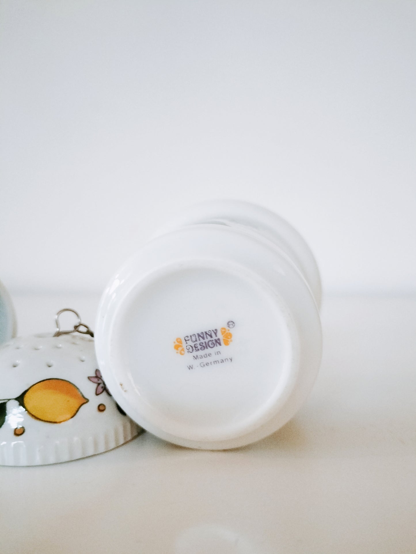 Infuseur/ boule à thé Funny Design West Germany