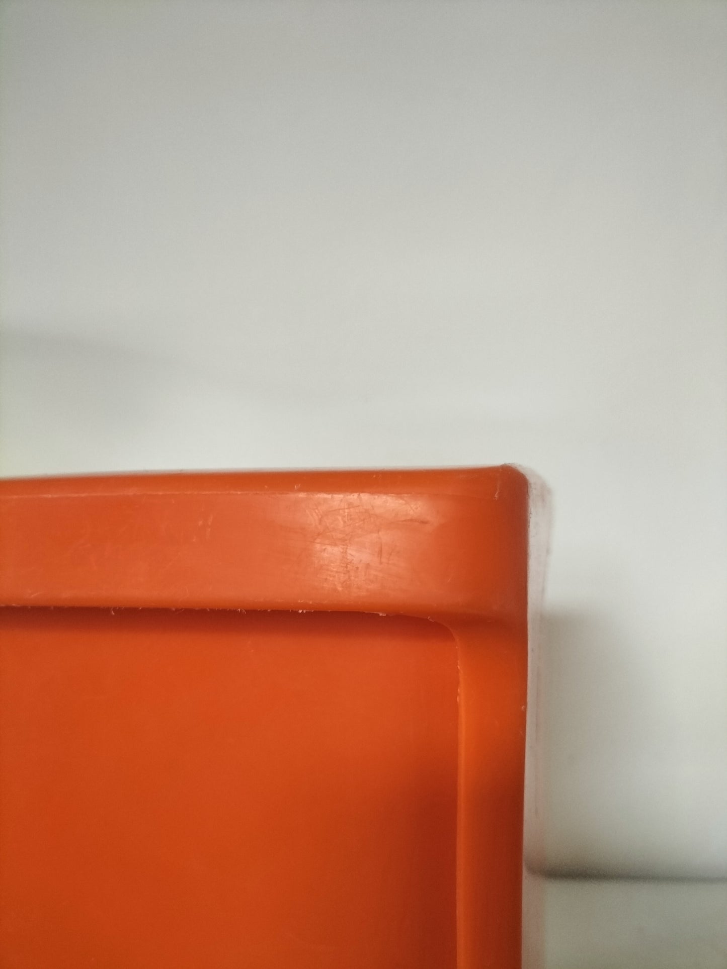 Petite poubelle en plastique