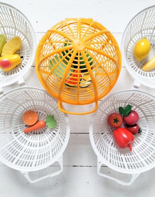 Ancien panier/ essoreuse à salade en plastique DBP plastics au choix (blanche ou jaune)