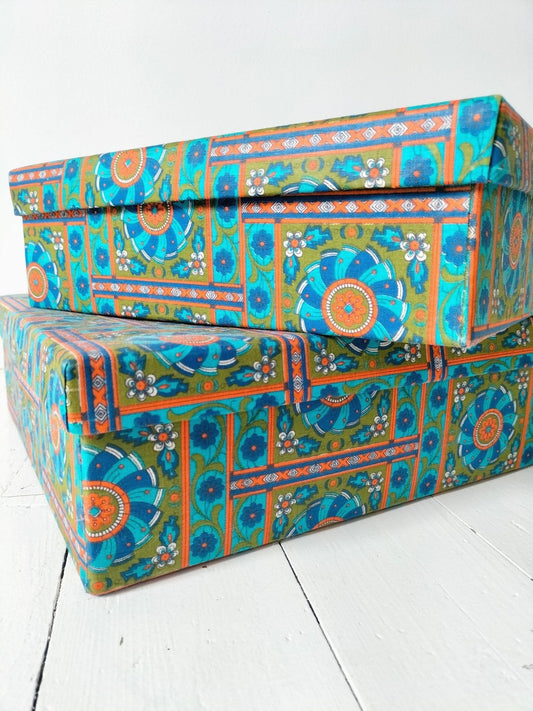 Grande boîte carton et tissu au choix