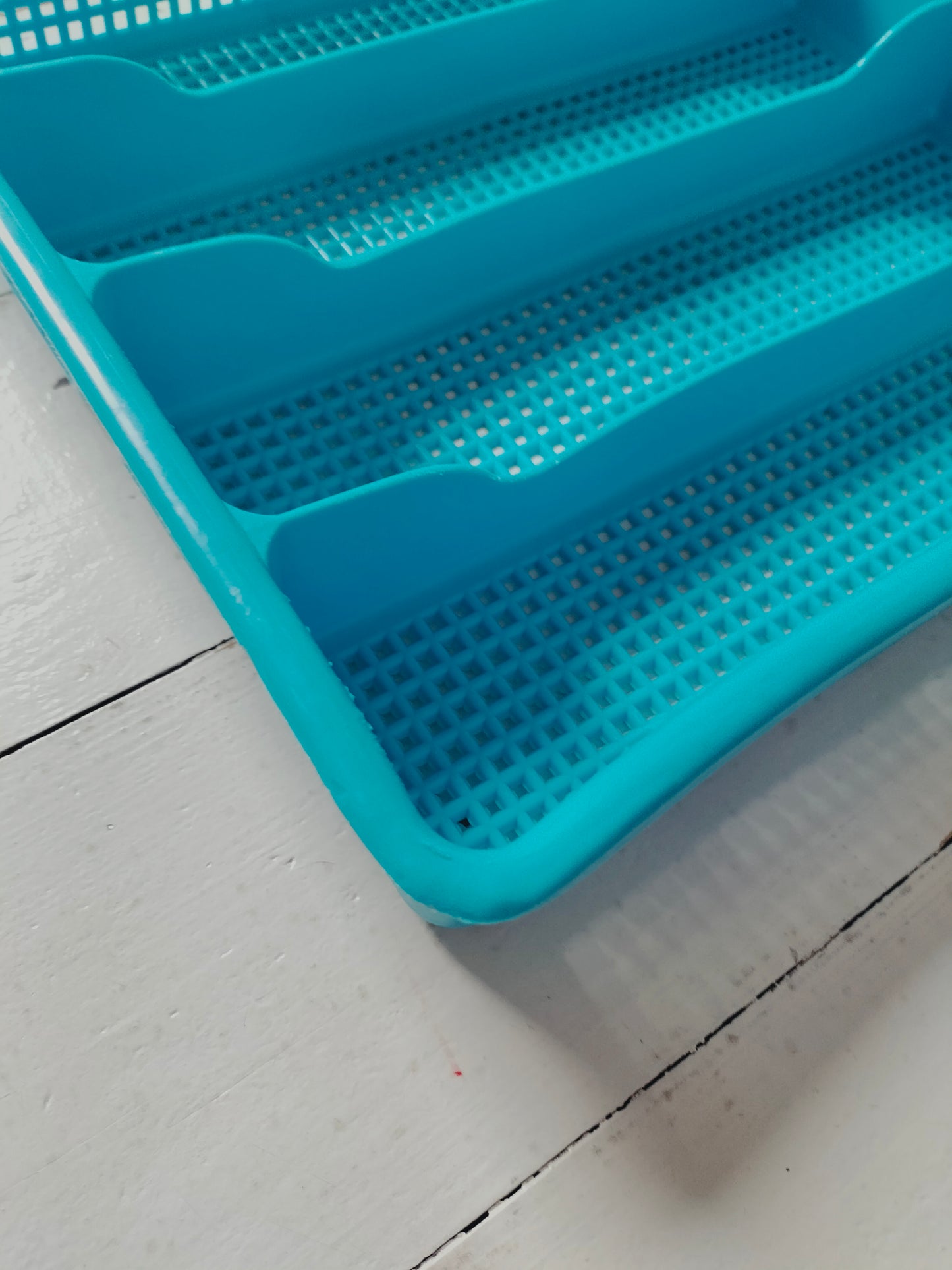 Range couverts en plastique
