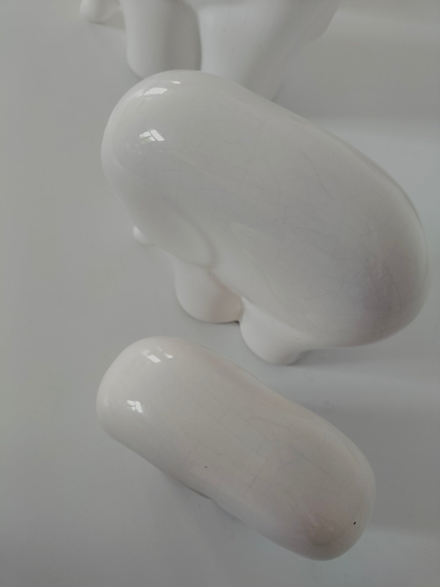 Ensemble de 4 éléphants en céramique émaillée