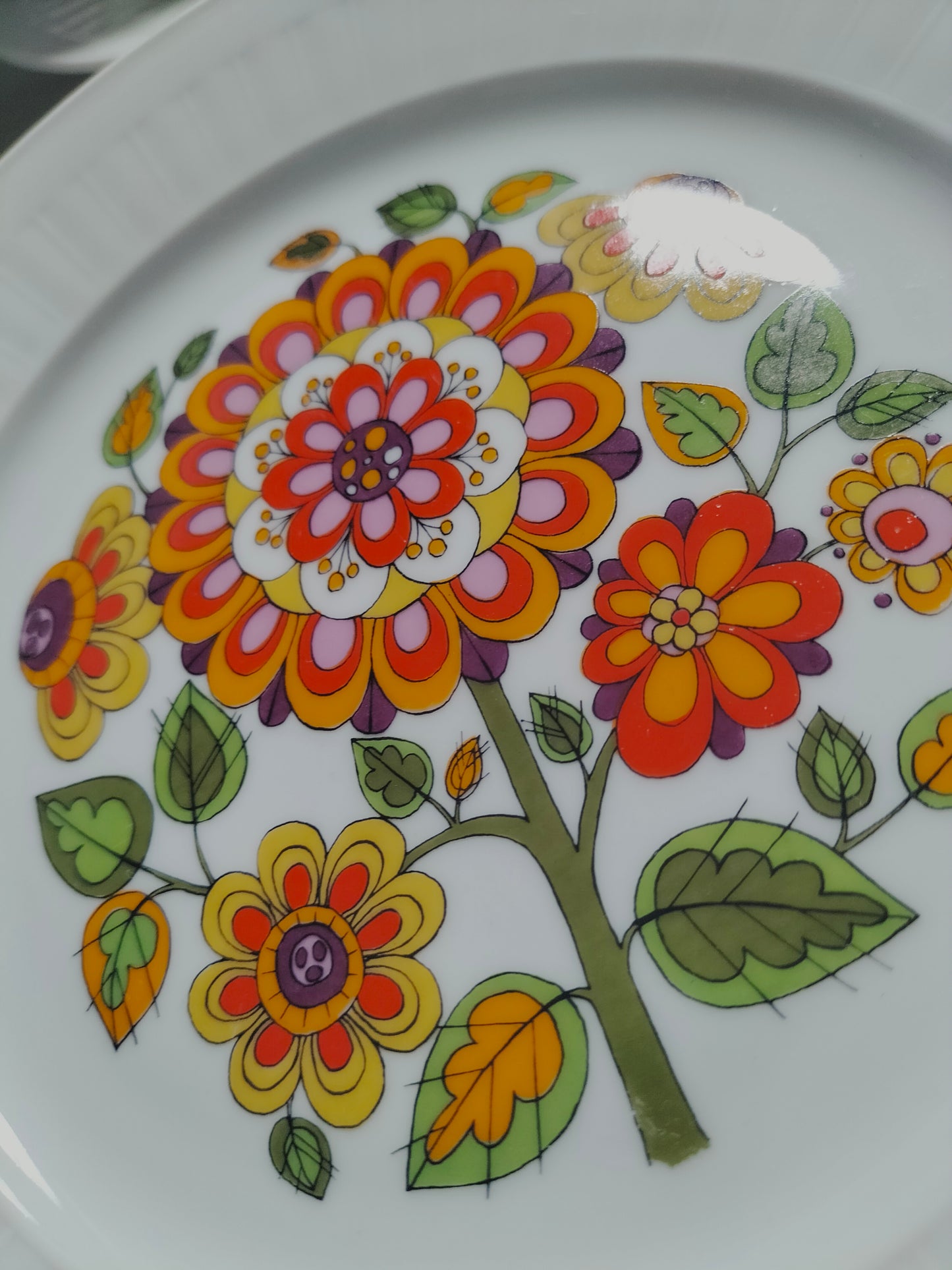 4 assiettes à dessert Bavaria (3 sets de 4 dispos)
