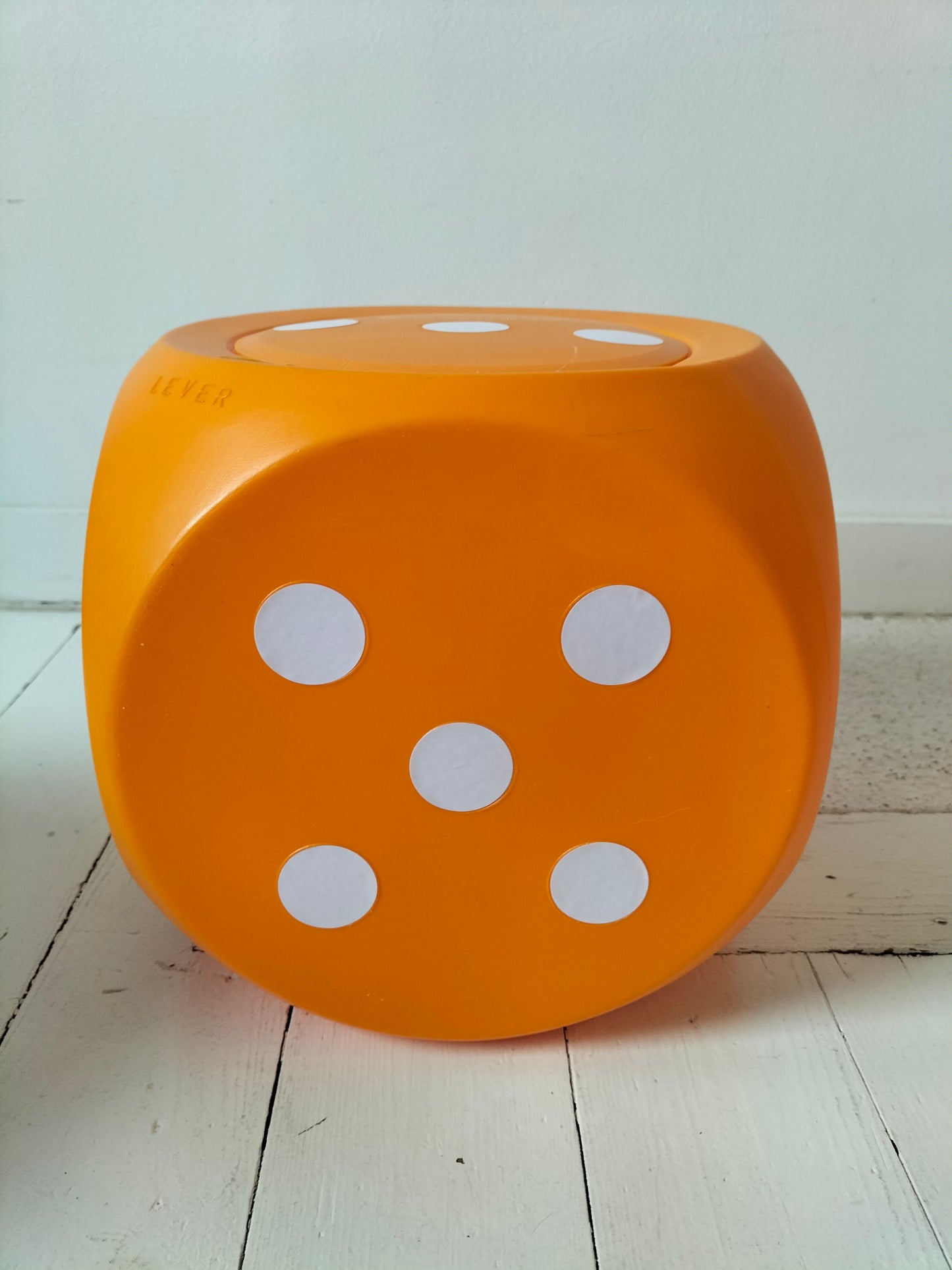 Grosse boîte dé publicitaire Lever/ ancien baril de lessive au choix