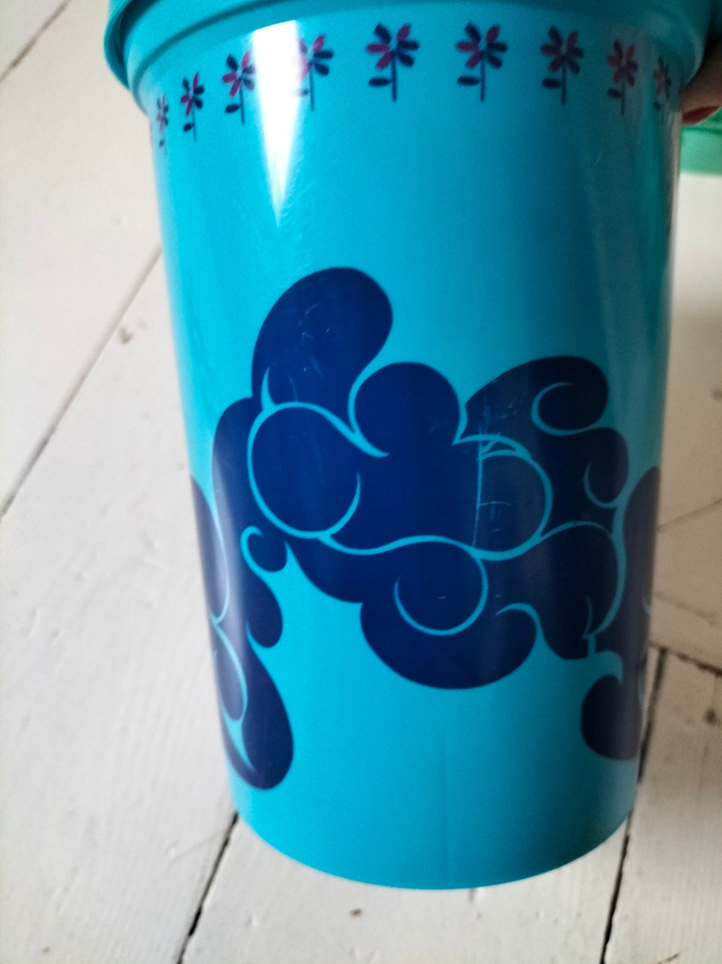 Boîte en plastique Yoplait vintage au choix